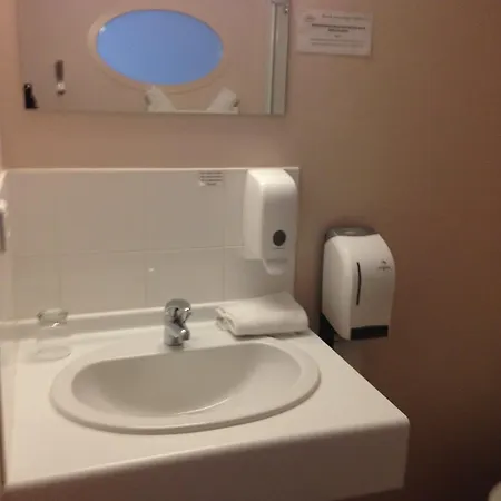 Ξενοδοχείο Particulier Des Marais 3*